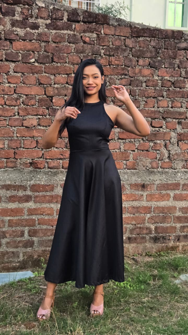 The Classy Black Dress